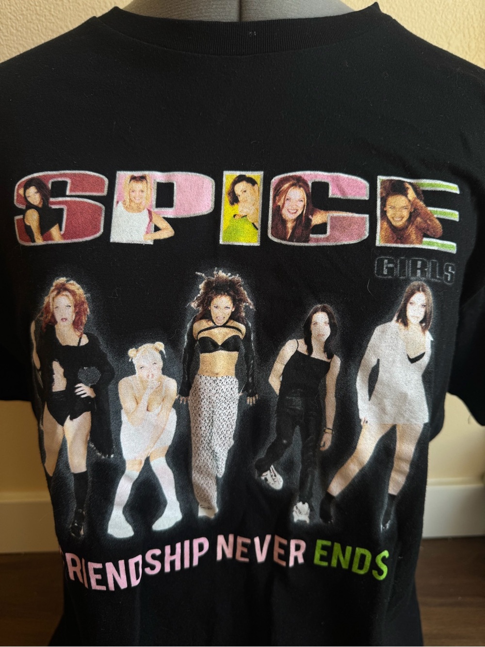 Spice Girls Black Vintage Themed Y2K Graphic T-Shirt Girl Group Pop Band Tee - Picture 4 of 6